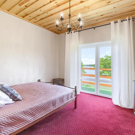 Gosciniec ムロンゴヴォ