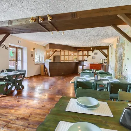 Gosciniec 3* Mragowo